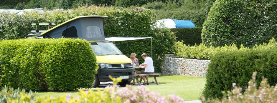 enjoying lunch in the sun